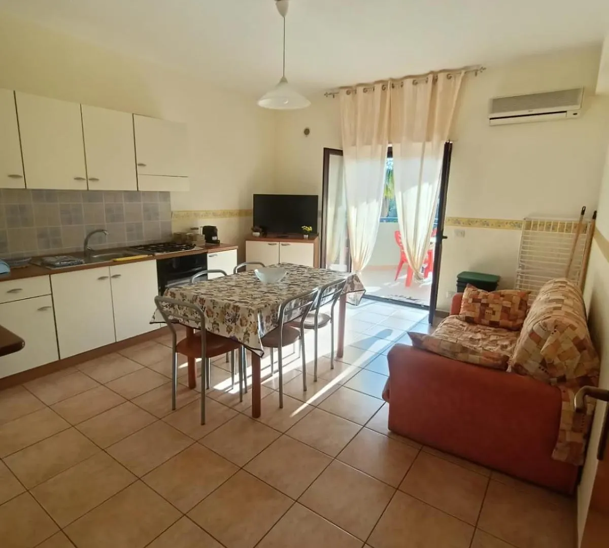 Apartment Girasole Acquedolci